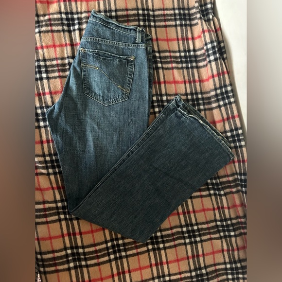 DKNY Mens  Straight Jeans  size 31x32, 5 Pocket Button Fly Denim - Picture 11 of 12